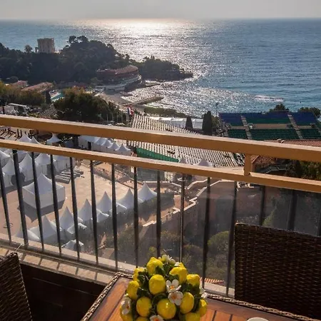 Exceptional! Penthouse In Front Of Monte Carlo And Tennis Club Roquebrune-Cap-Martin